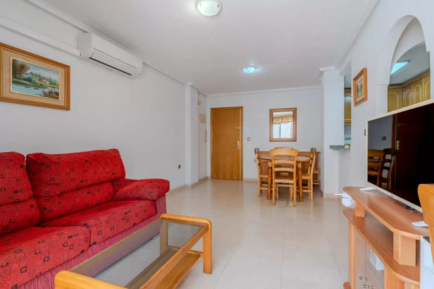 2-bedroom Apartment In Torrevieja, Spain (69 M²)