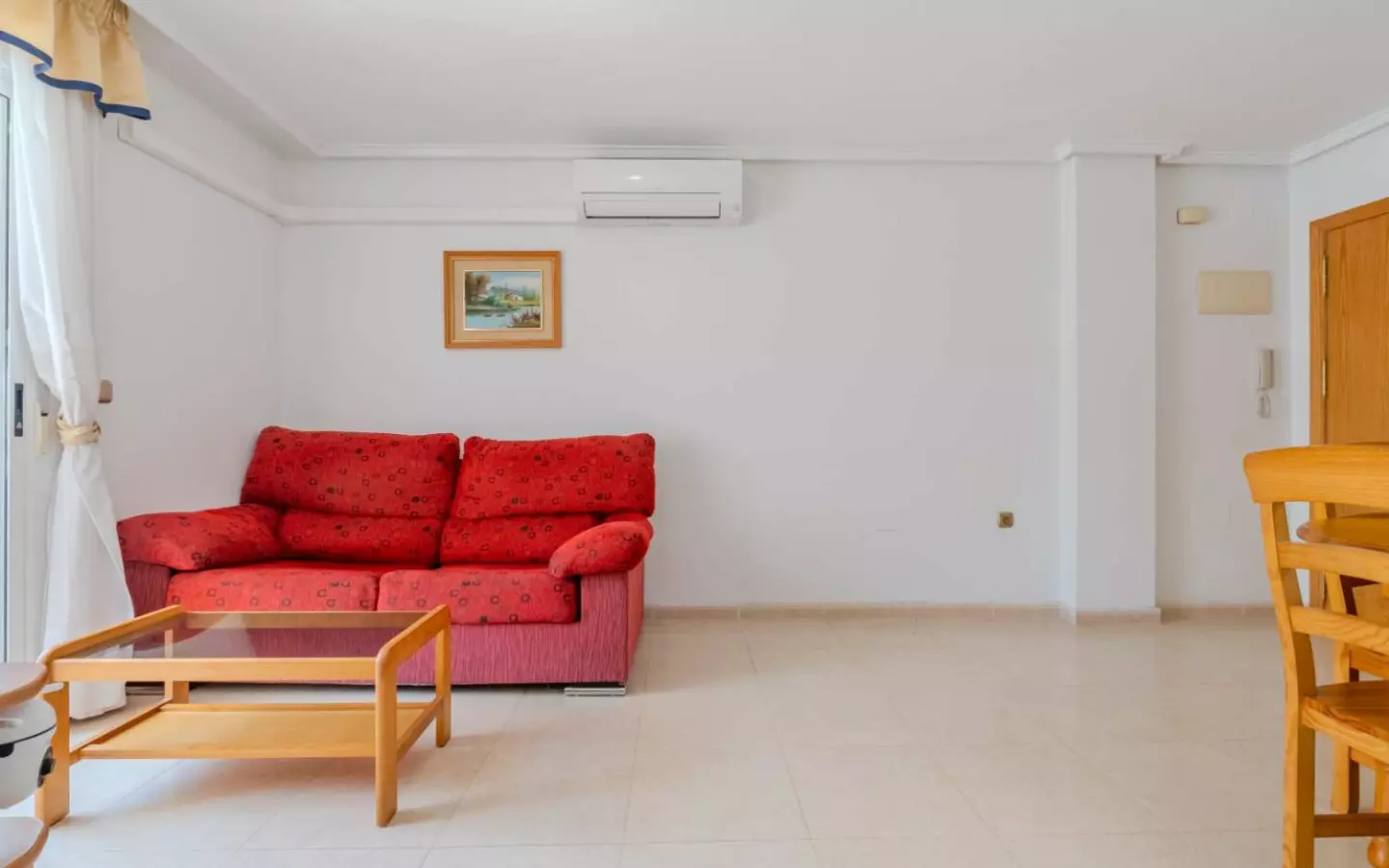 2-bedroom Apartment In Torrevieja, Spain (69 M²)