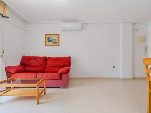 2-bedroom Apartment In Torrevieja, Spain (69 M²)