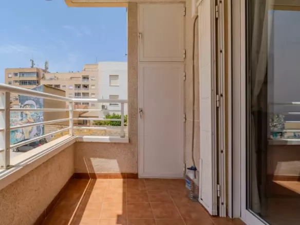 2-bedroom Apartment In Torrevieja, Spain (69 M²)