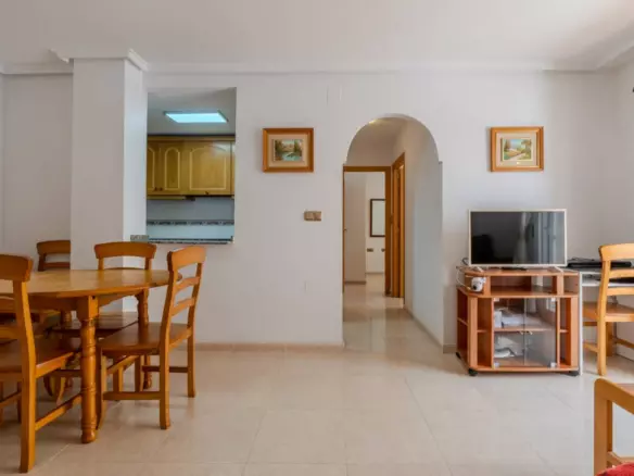 2-bedroom Apartment In Torrevieja, Spain (69 M²)
