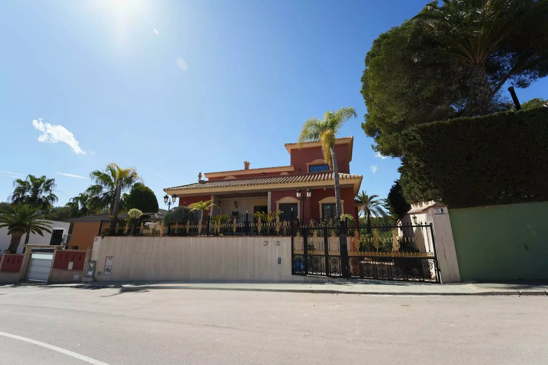 8-bedroom Villa In Orihuela Costa, Spain (734 M²)