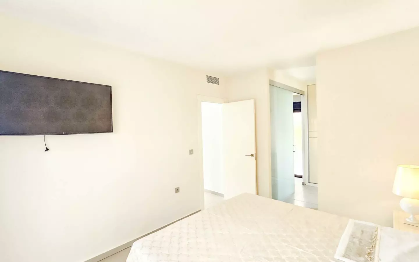 3-bedroom Villa In Rojales, Spain (125 M²)