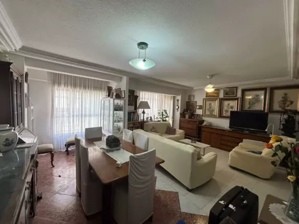 2-bedroom Apartment In Torrevieja, Spain (98 M²)