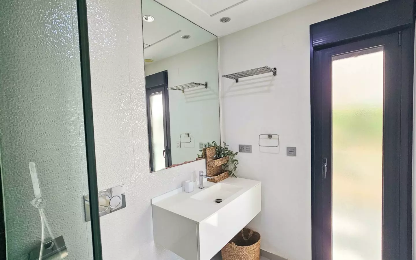 3-bedroom Villa In Rojales, Spain (125 M²)