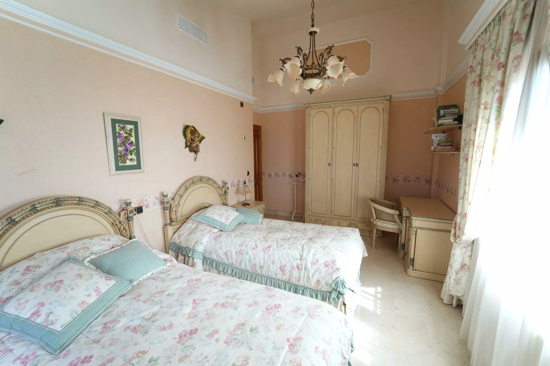 8-bedroom Villa In Orihuela Costa, Spain (734 M²)