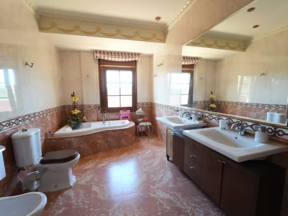 8-bedroom Villa In Orihuela Costa, Spain (734 M²)