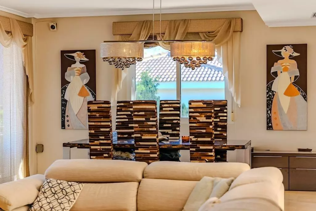 5-bedroom Villa In Torrevieja, Spain (438 M²)