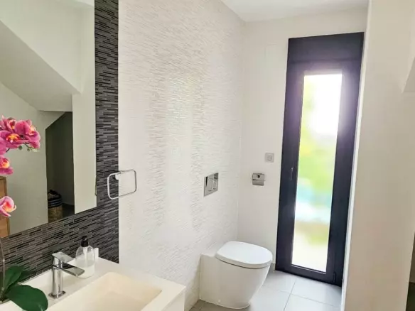 3-bedroom Villa In Rojales, Spain (125 M²)