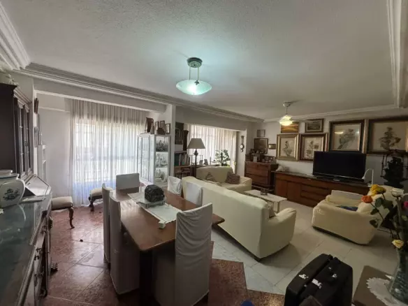2-bedroom Apartment In Torrevieja, Spain (98 M²)