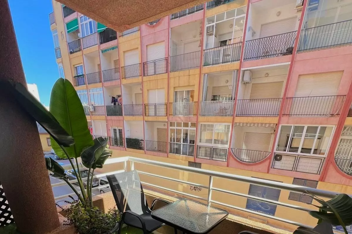 2-bedroom Apartment In Torrevieja, Spain (82 M²)