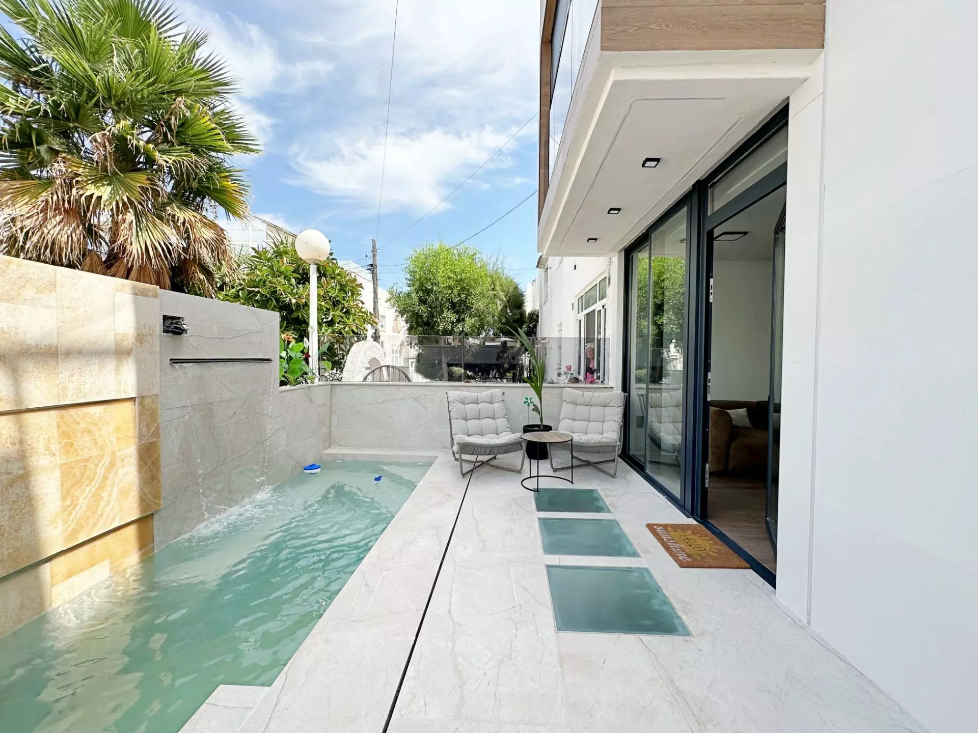 3-bedroom Town House In Torrevieja, Spain (180 M²)