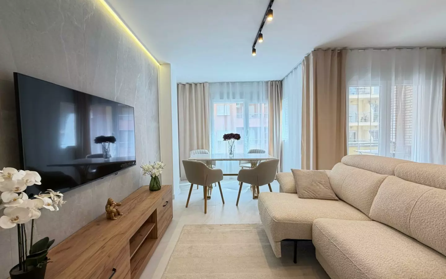 4-bedroom Apartment In Torrevieja, Spain (107 M²)