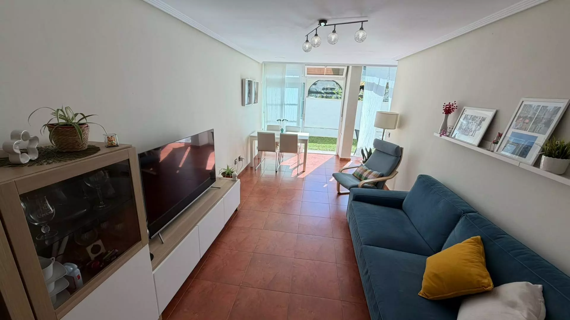 1-bedroom Apartment In Torrevieja, Spain (63 M²)