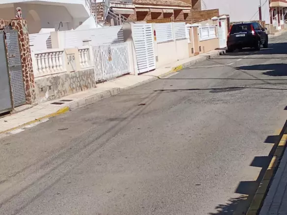 5-bedroom Town House In Pilar De La Horadada, Spain (125 M²)