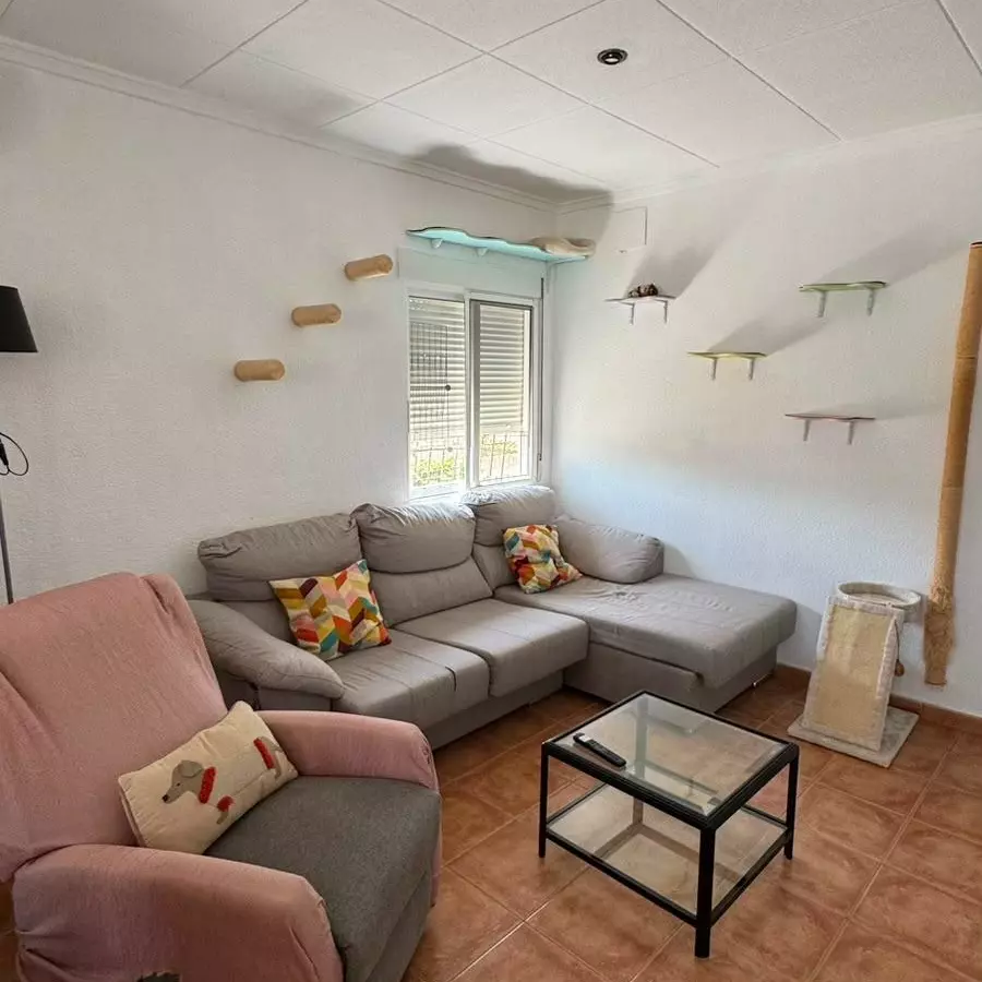 5-bedroom Semi In Torrevieja, Spain (170 M²)