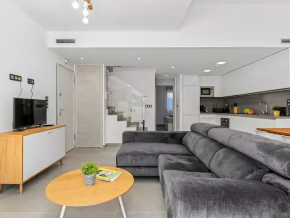 3-bedroom Property In Guardamar Del Segura, Spain (125 M²)