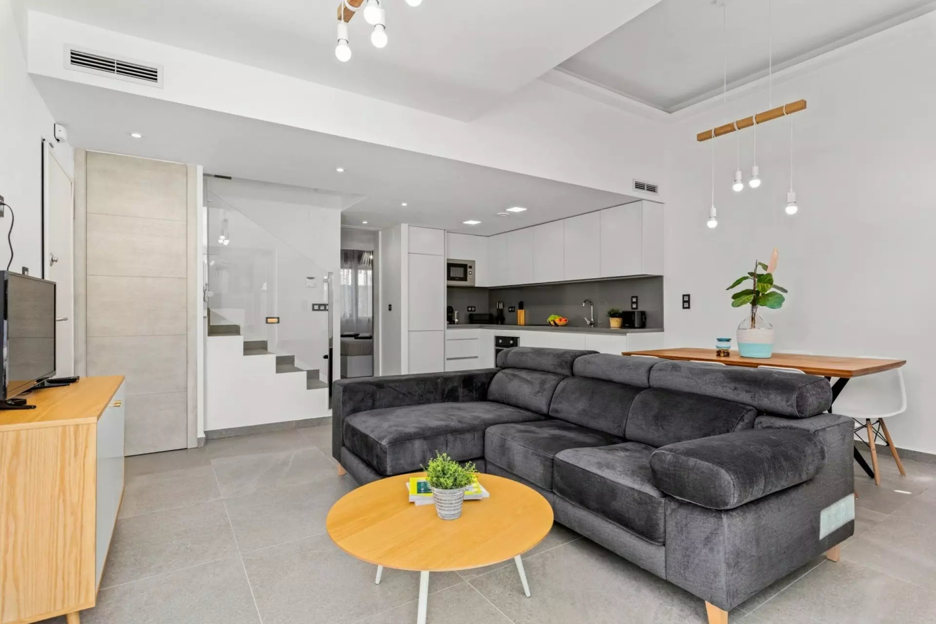 3-bedroom Property In Guardamar Del Segura, Spain (125 M²)