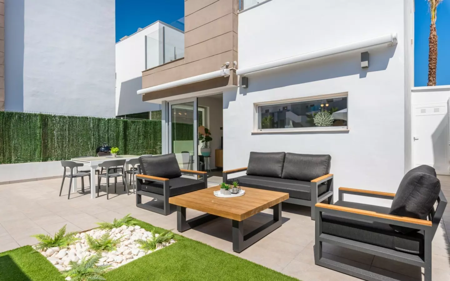 3-bedroom Property In Guardamar Del Segura, Spain (125 M²)