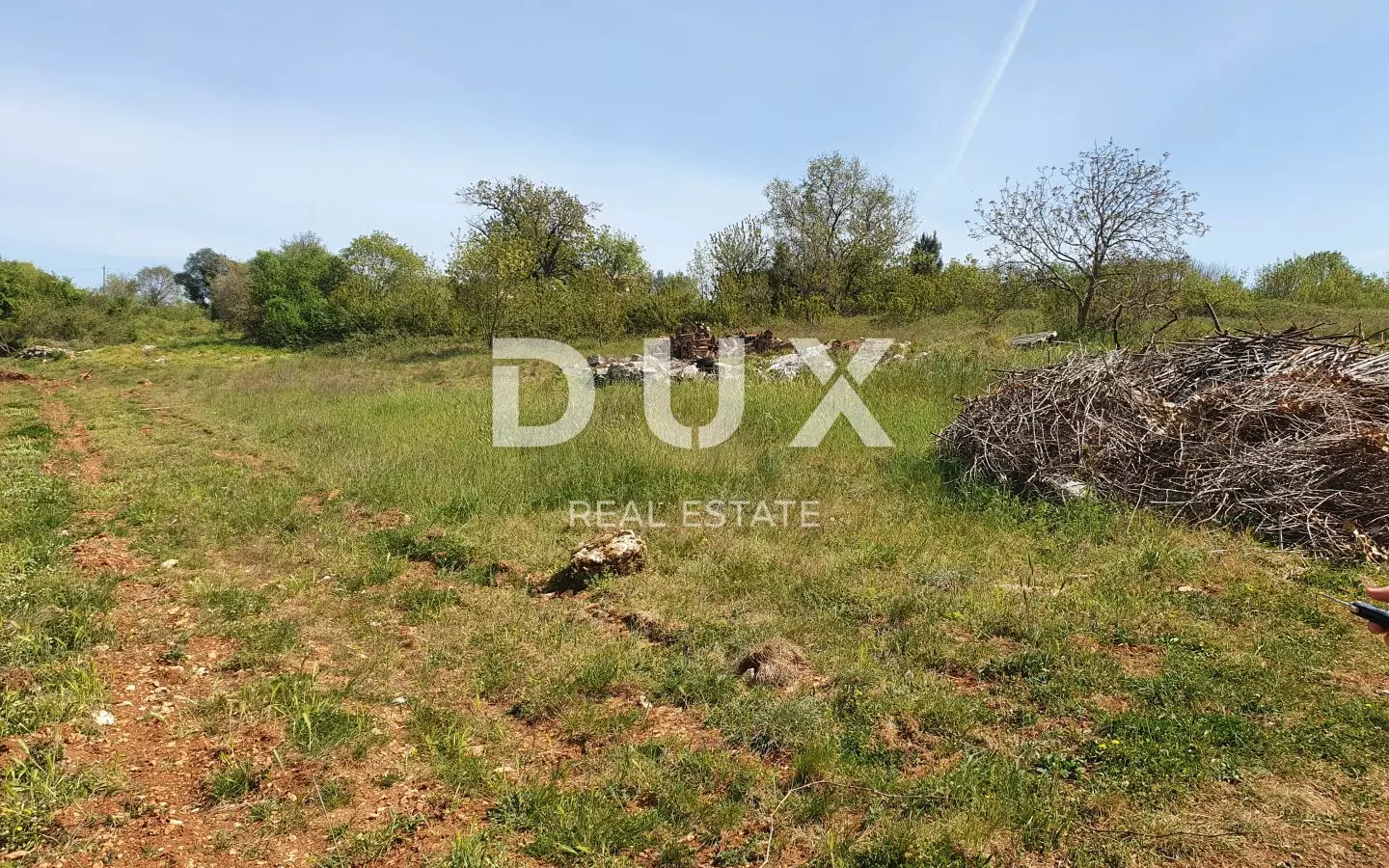Land In Krnica, Croatia (912 M²)