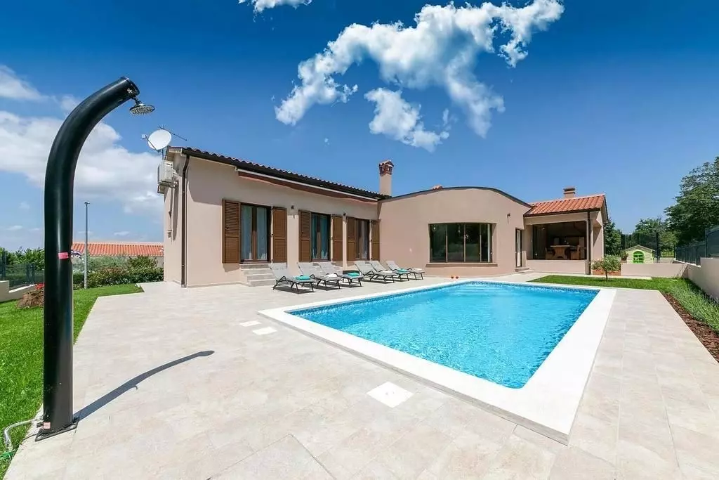 3-bedroom Villa In Labin, Croatia (205 M²)