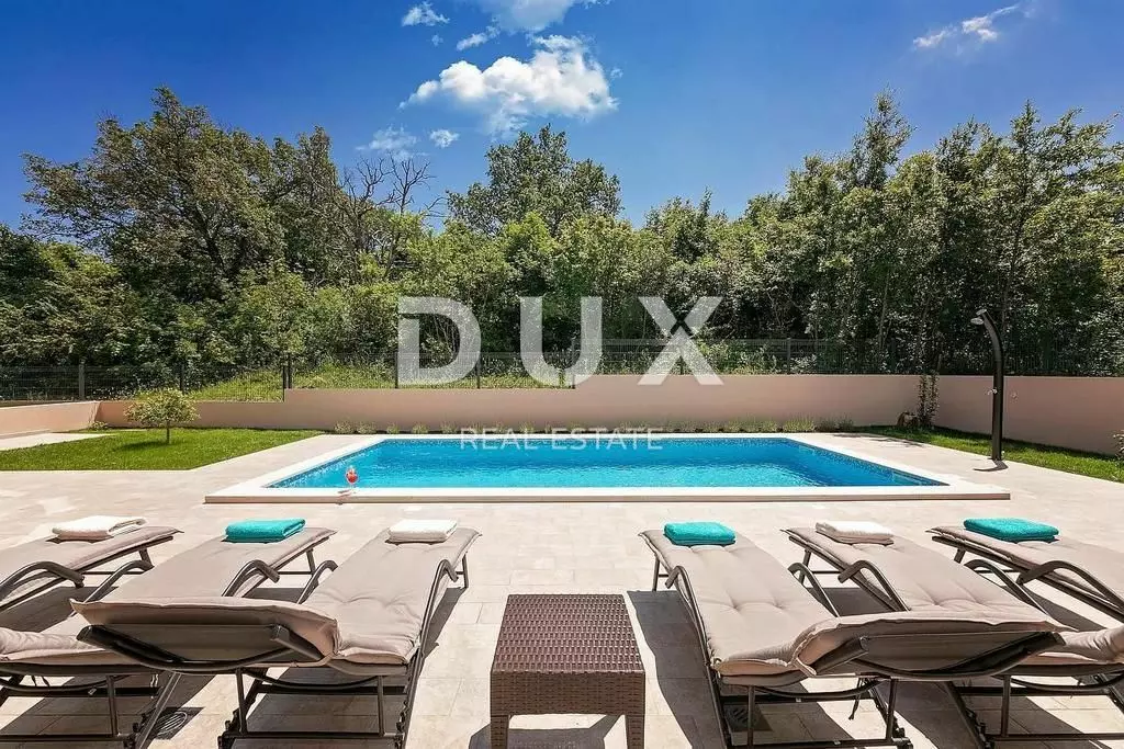 3-bedroom Villa In Labin, Croatia (205 M²)