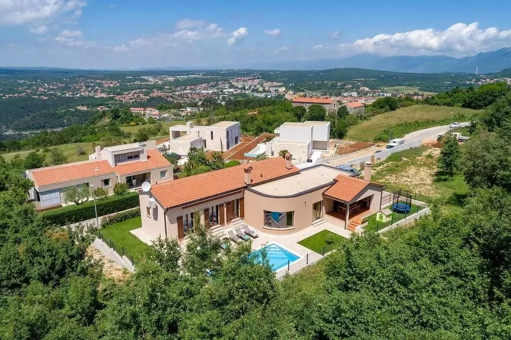 3-bedroom Villa In Labin, Croatia (205 M²)
