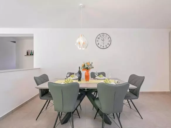 3-bedroom Villa In Labin, Croatia (205 M²)