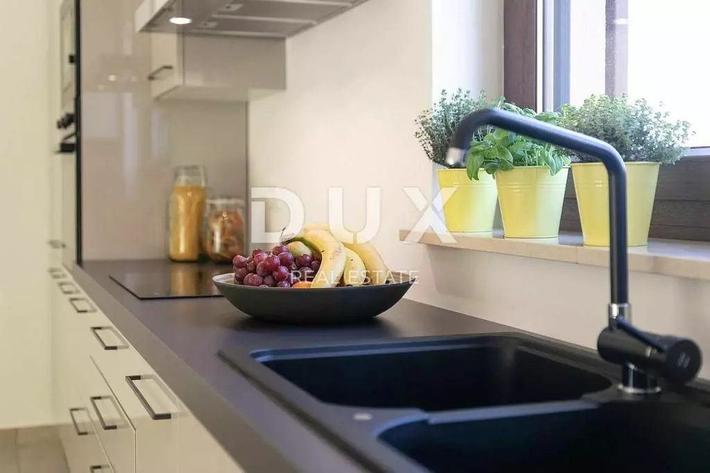 3-bedroom Villa In Labin, Croatia (205 M²)
