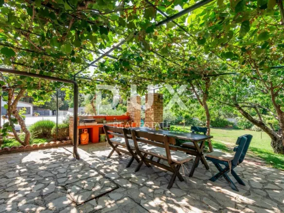 11-bedroom Detached House In Banjole, Croatia (500 M²)