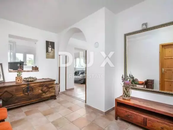 11-bedroom Detached House In Banjole, Croatia (500 M²)