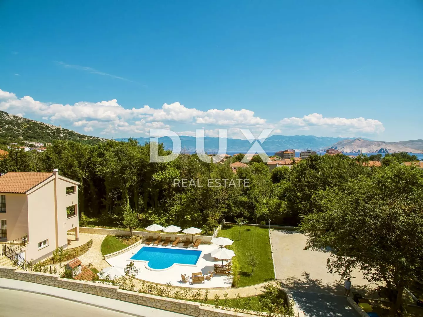 9-bedroom Villa In Baška, Croatia (360 M²)