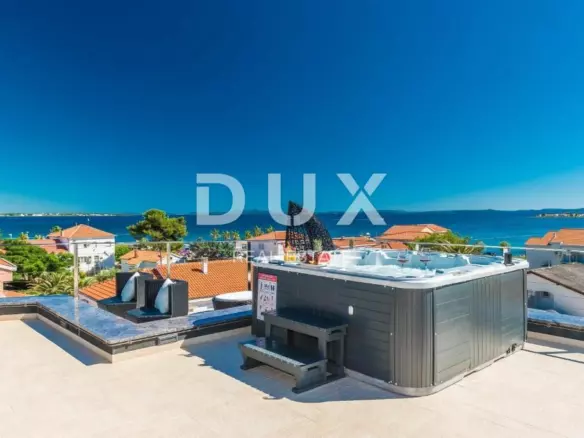 12-bedroom Detached House In Vir, Croatia (550 M²)