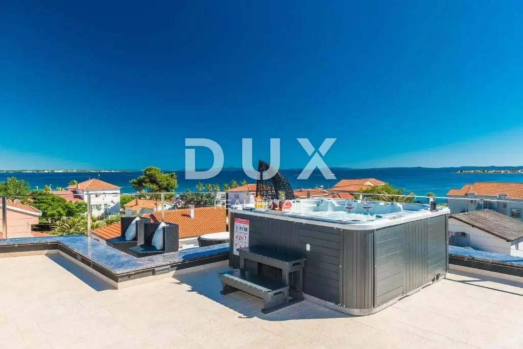 12-bedroom Detached House In Vir, Croatia (550 M²)
