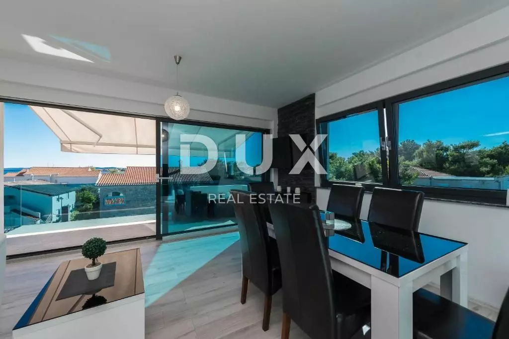 12-bedroom Detached House In Vir, Croatia (550 M²)