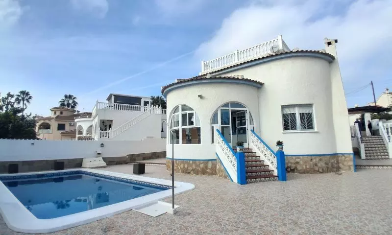 5-bedroom Villa In Rojales, Spain (187 M²)