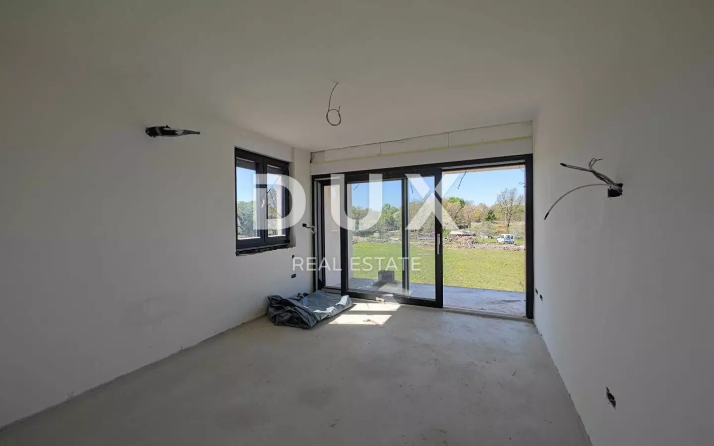 6-bedroom Detached House In Milovčići, Croatia (260 M²)
