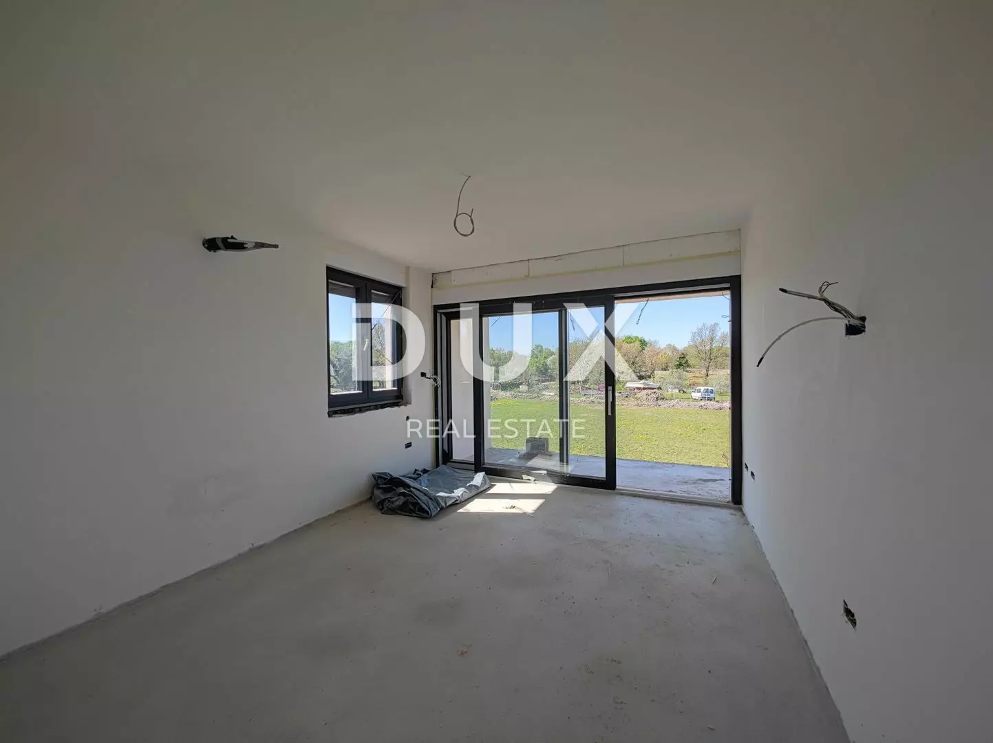 6-bedroom Detached House In Milovčići, Croatia (260 M²)