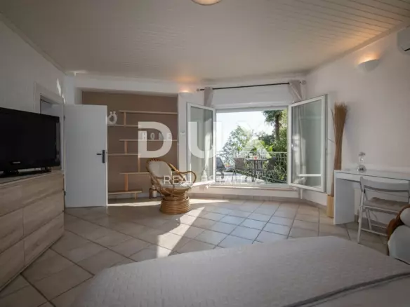 3-bedroom Apartment In Opatija – Centar, Croatia (140 M²)