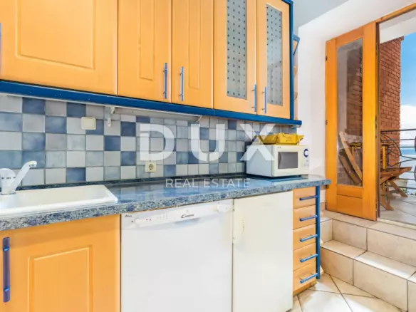 3-bedroom Apartment In Opatija – Centar, Croatia (140 M²)