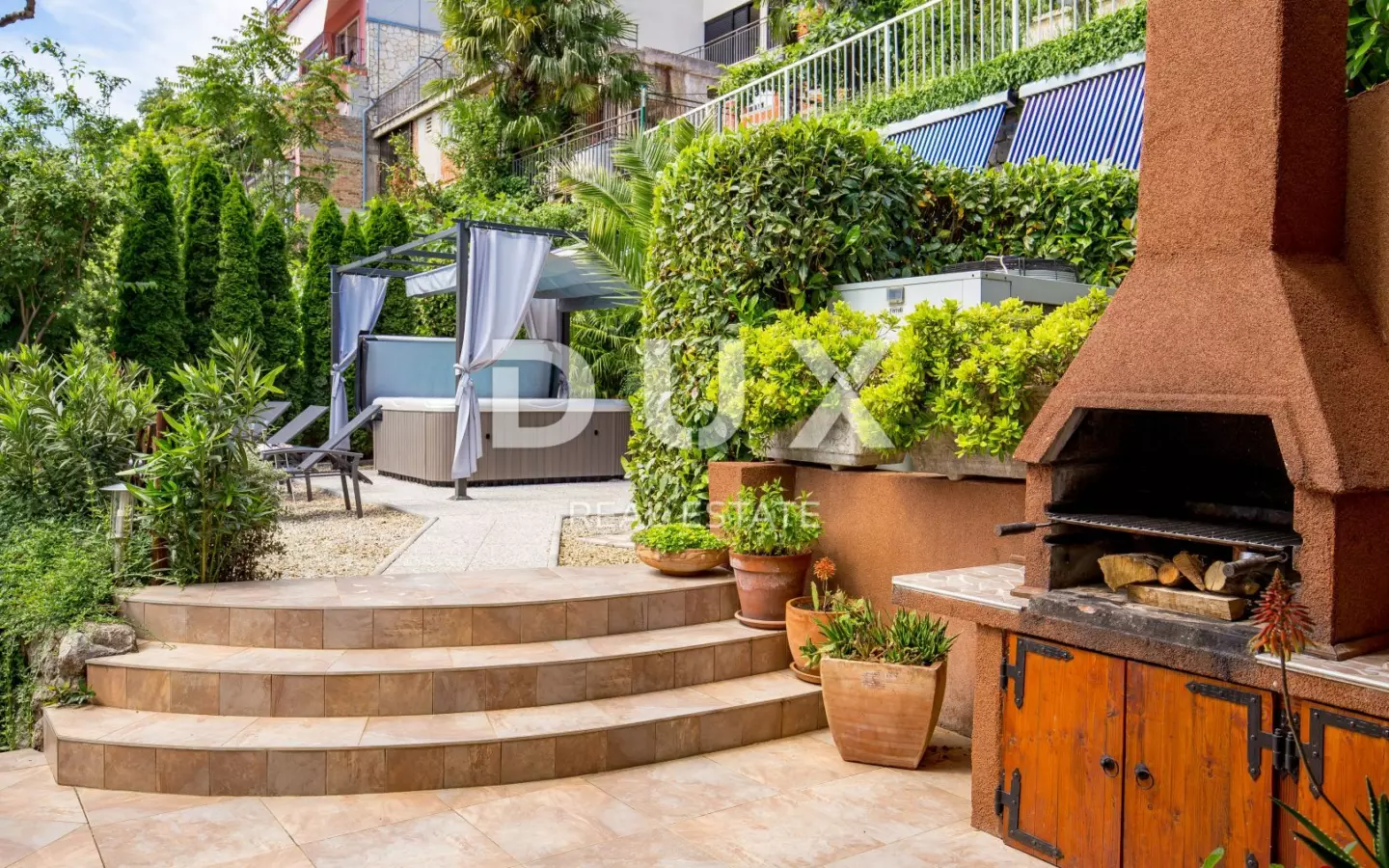 3-bedroom Apartment In Opatija – Centar, Croatia (222 M²)
