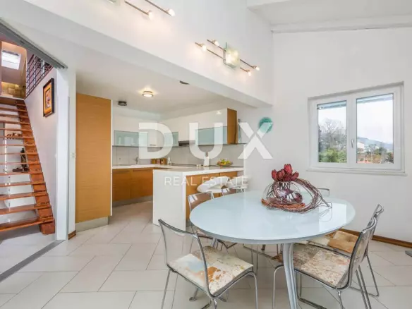 3-bedroom Apartment In Opatija – Centar, Croatia (222 M²)