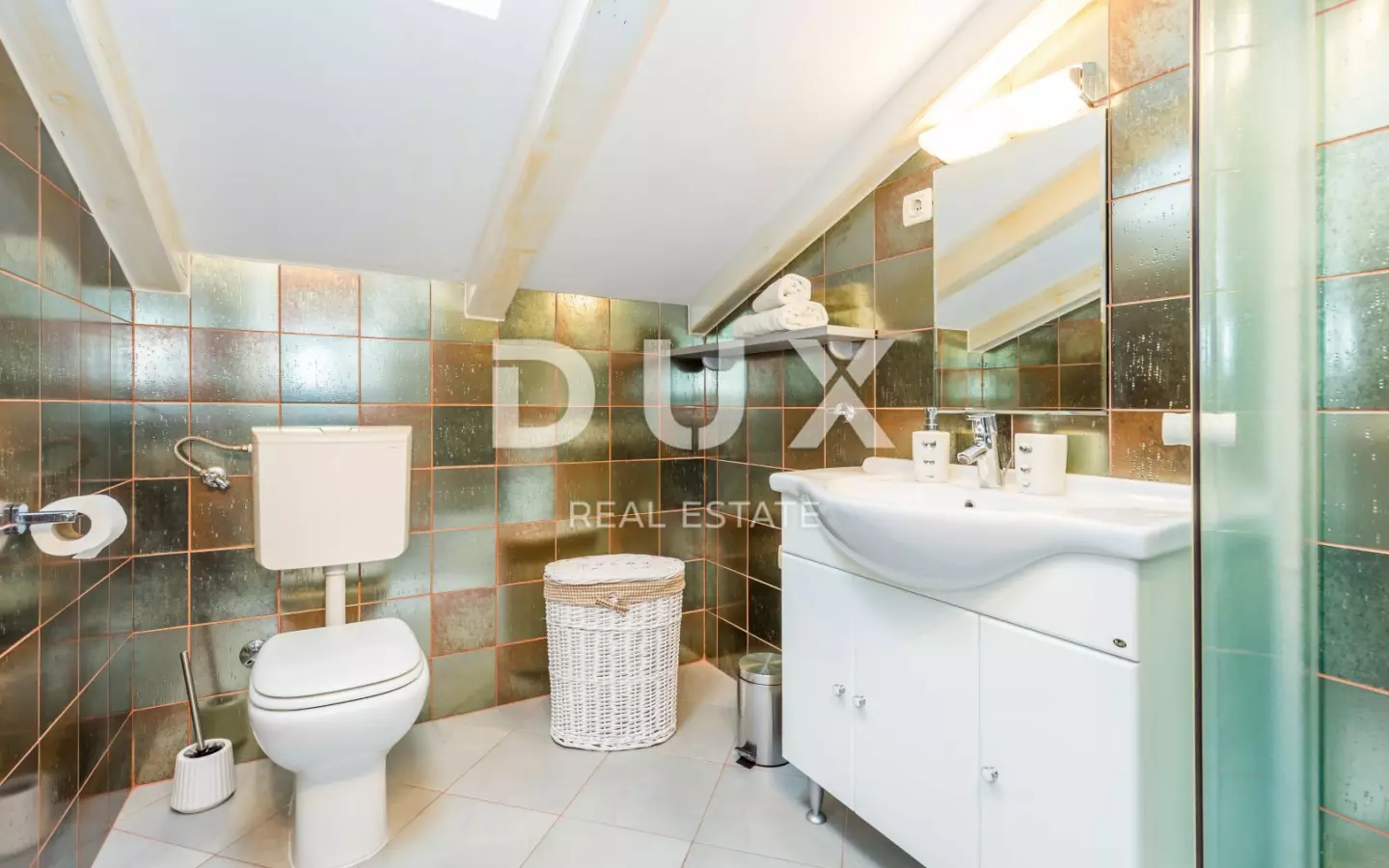 3-bedroom Apartment In Opatija – Centar, Croatia (222 M²)