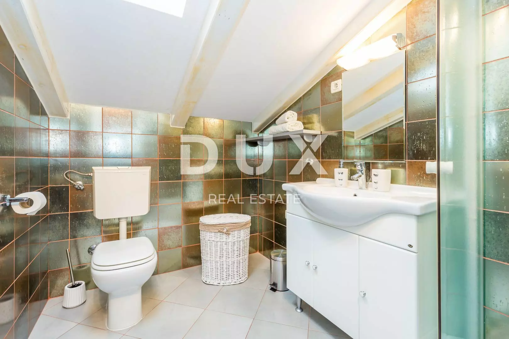 3-bedroom Apartment In Opatija – Centar, Croatia (222 M²)