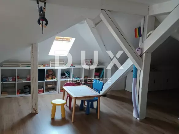 3-bedroom Apartment In Opatija – Centar, Croatia (100 M²)
