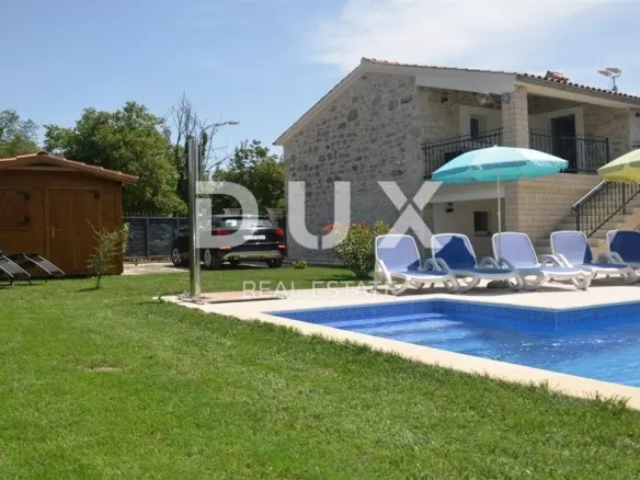 4-bedroom Villa In Poreč, Croatia (165 M²)
