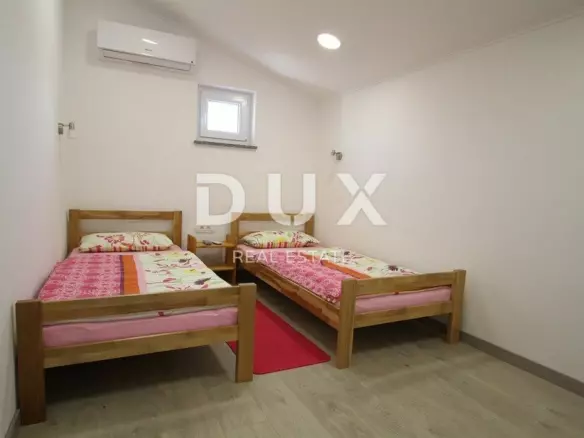 4-bedroom Villa In Poreč, Croatia (165 M²)