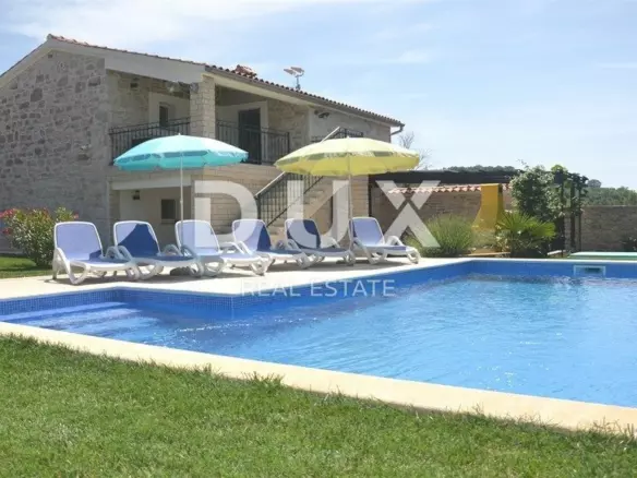 4-bedroom Villa In Poreč, Croatia (165 M²)