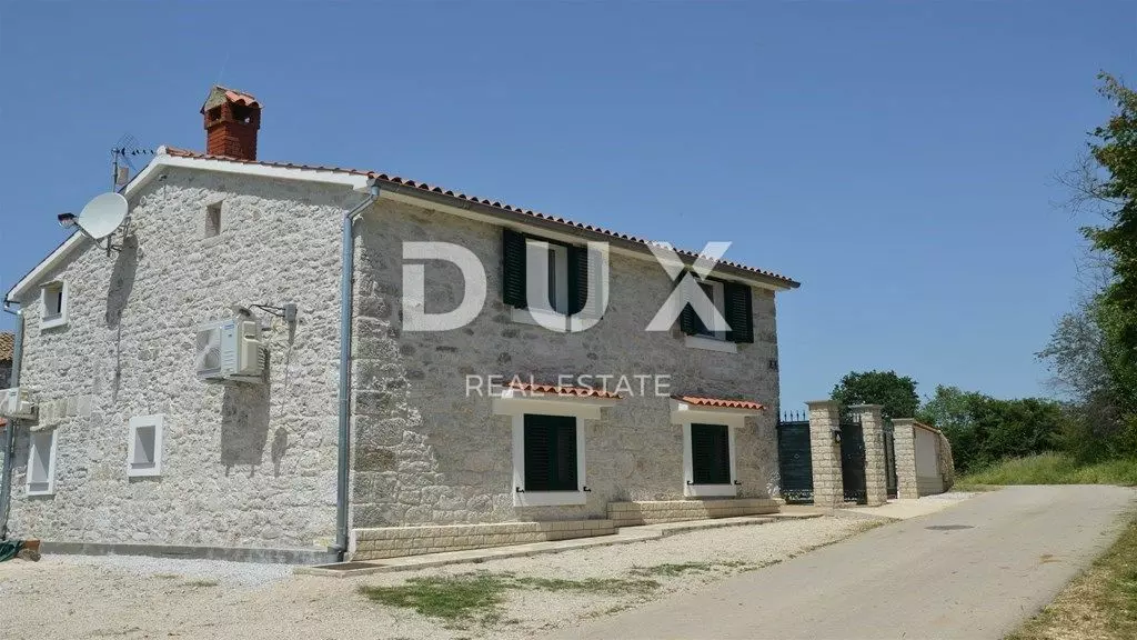 4-bedroom Villa In Poreč, Croatia (165 M²)