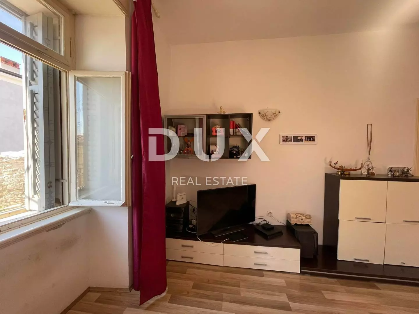 2-bedroom Apartment In Centar, Croatia (93 M²)